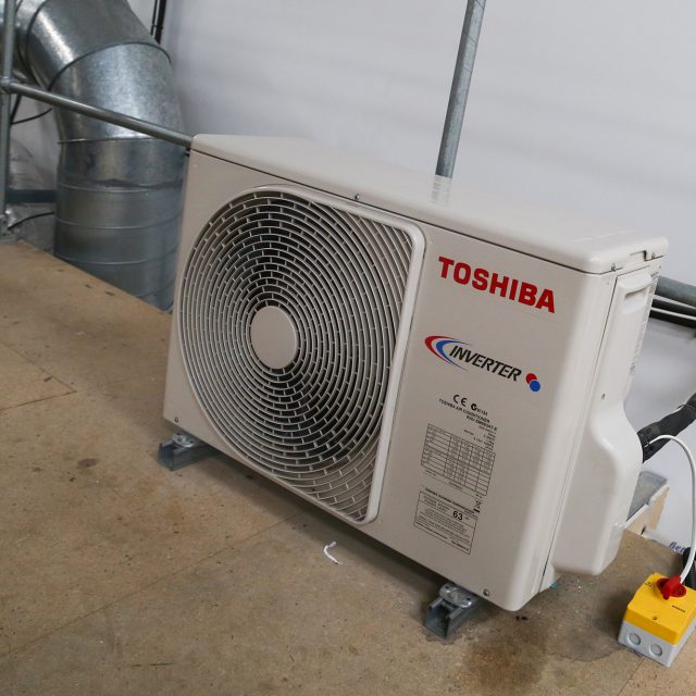 ducted air conditioning unit